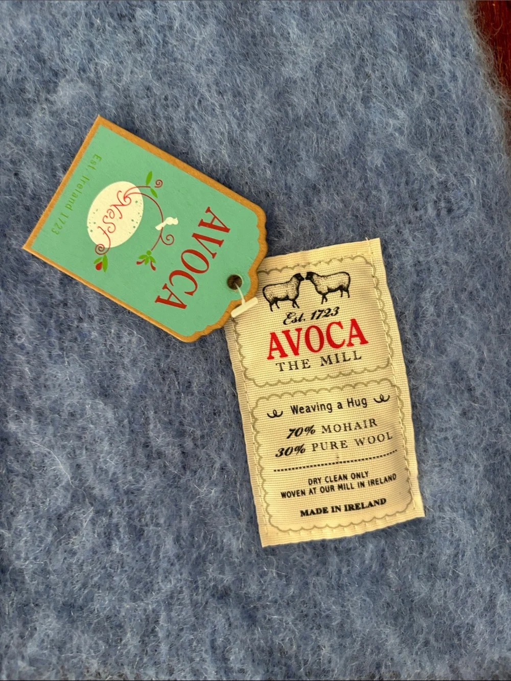 NWT 71” x 52” Avoca 70% mohair 30 % Wool Throw Blanket made in Ireland